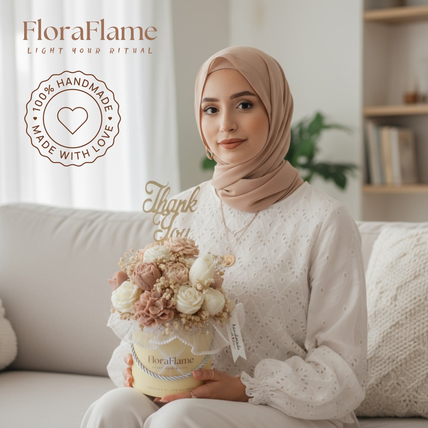 Flora Charm - Warm Taupe