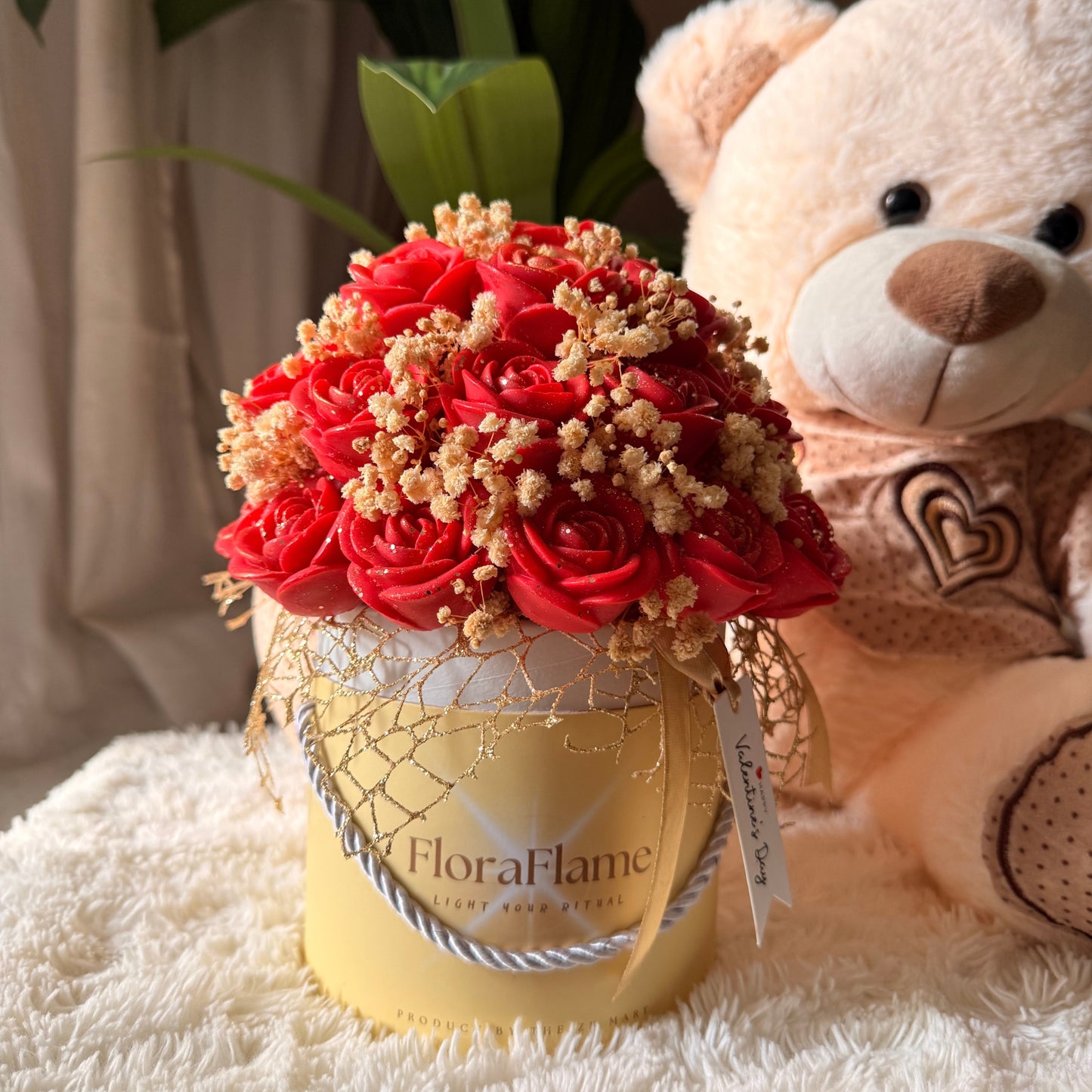 Flora Charm - Red Roses