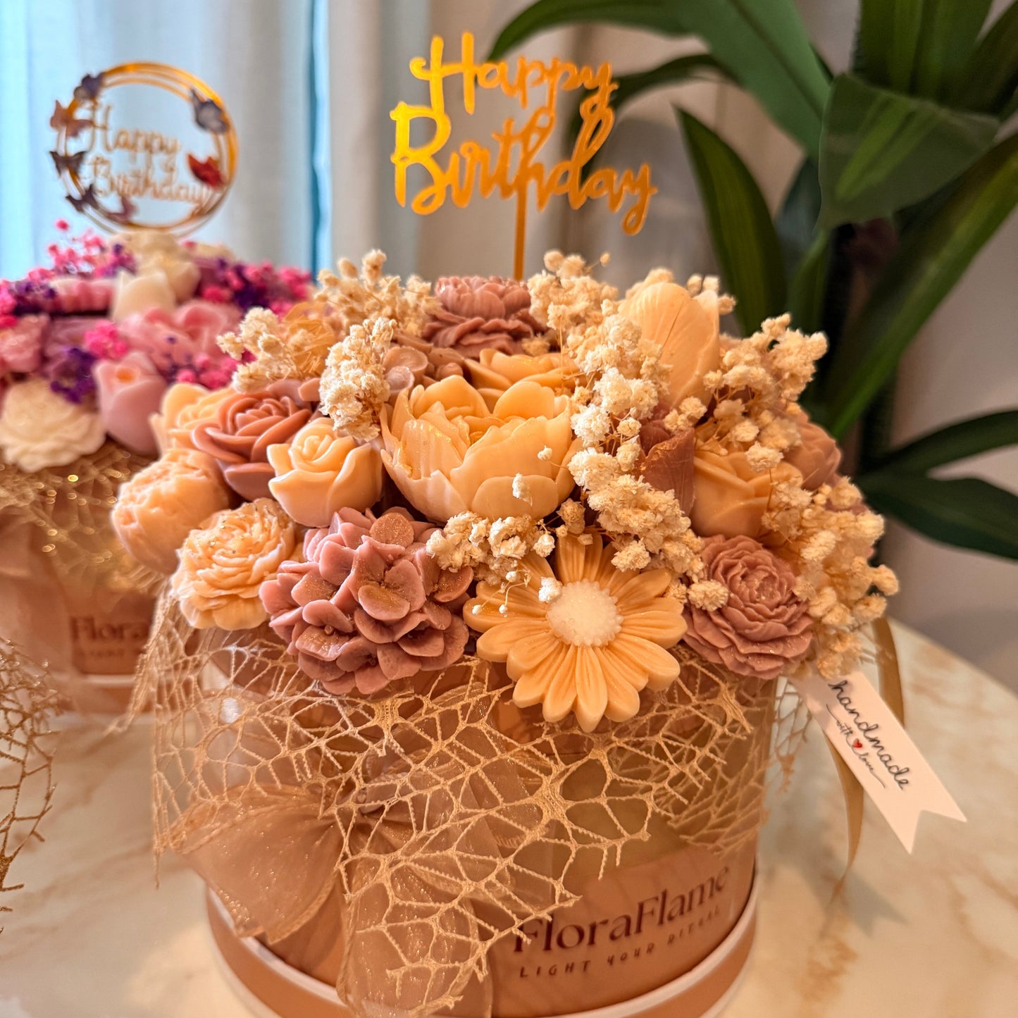 Flora Luxe - Warm Taupe