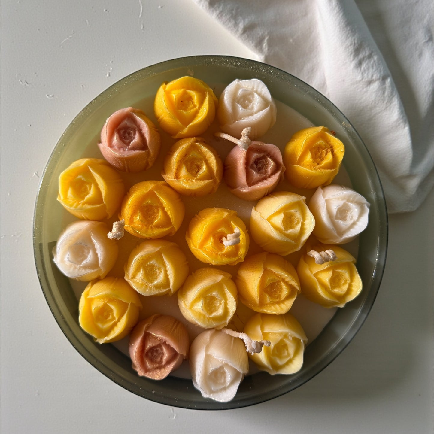 Flora Blossom - Yellow Tulips Large Candle