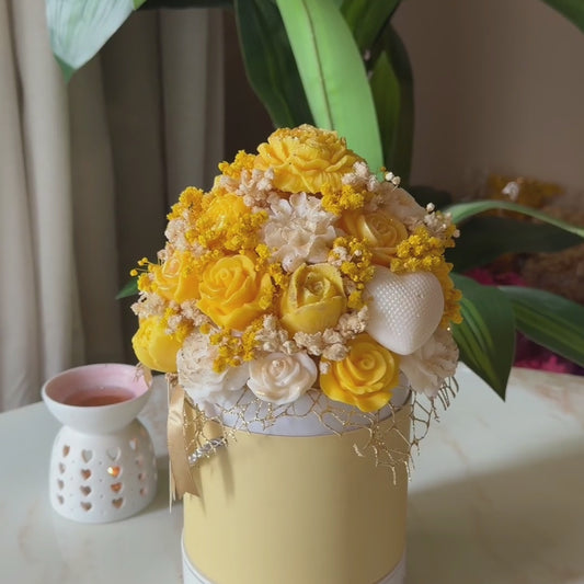 Flora Charm - Amber Glow